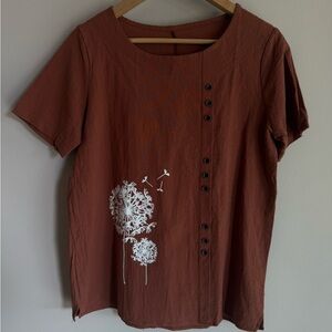 Brown Short Sleeve Top with Dandelion Print